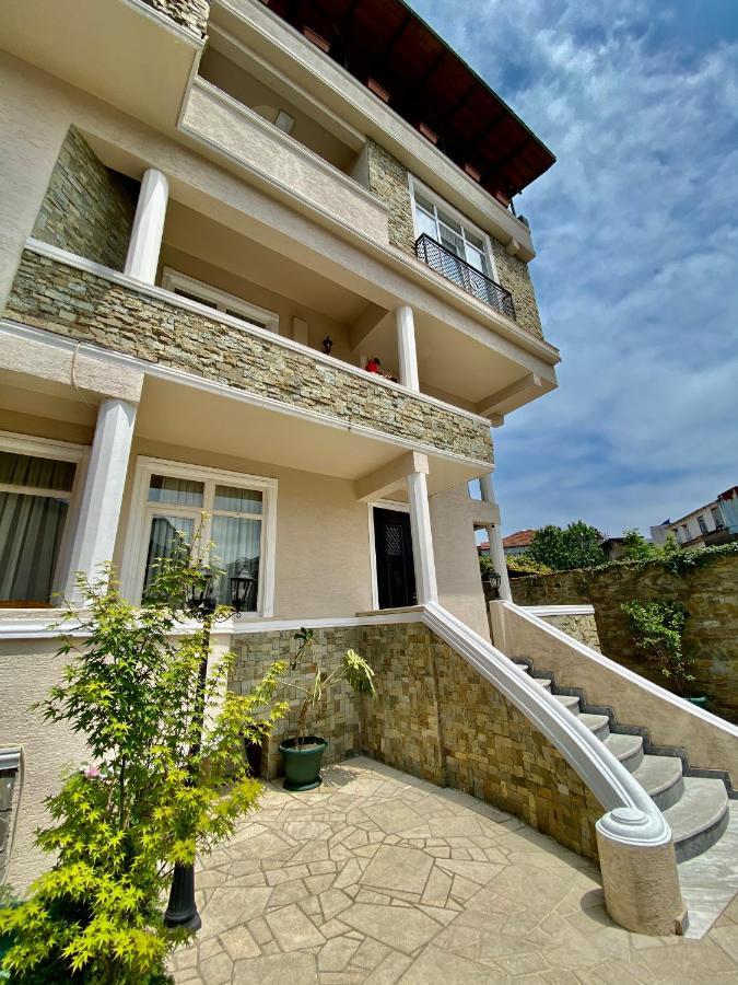 Villa Old Batumi Exterior photo