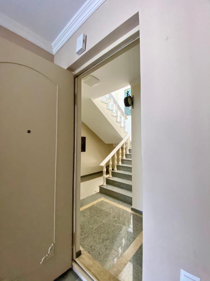 Villa Old Batumi Exterior photo